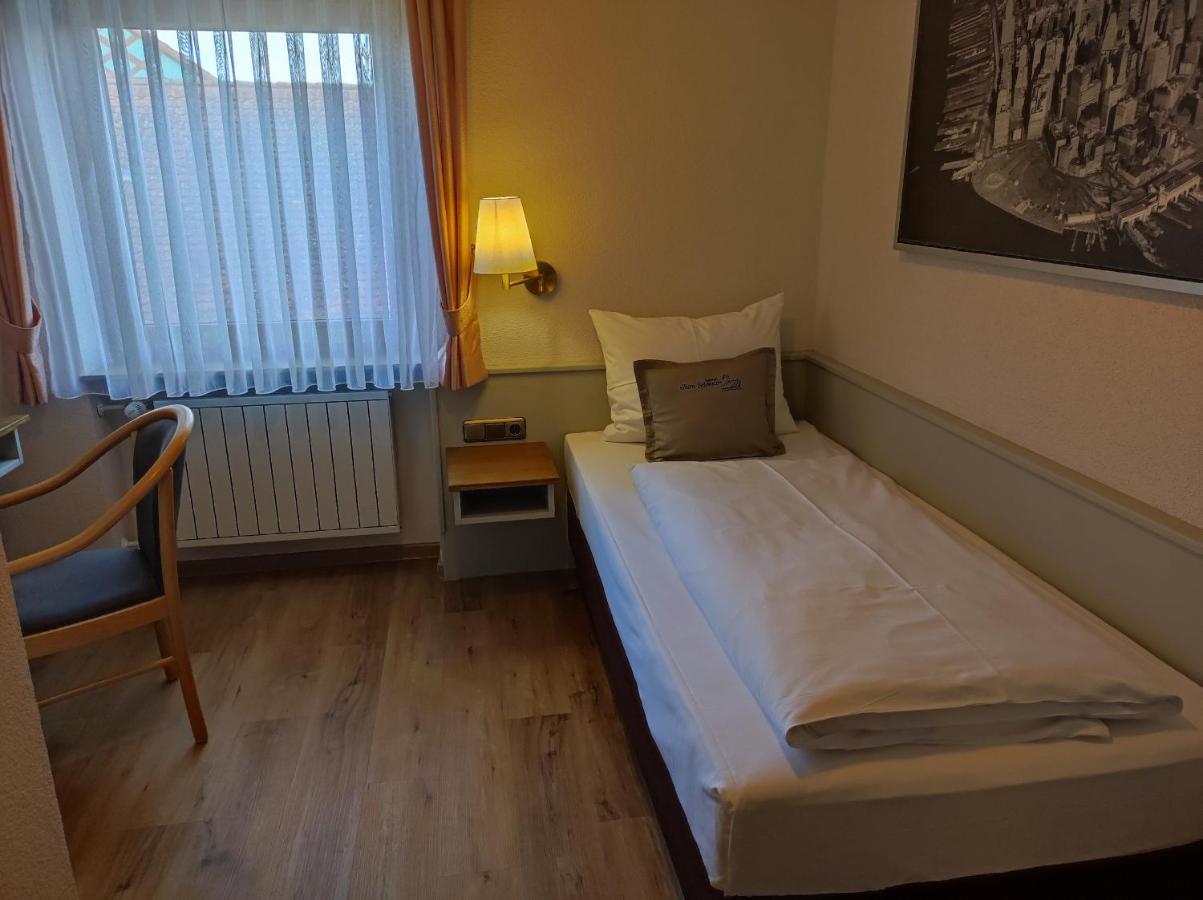 Hotel Gasthof Zum Schwan Steinsfeld Dış mekan fotoğraf