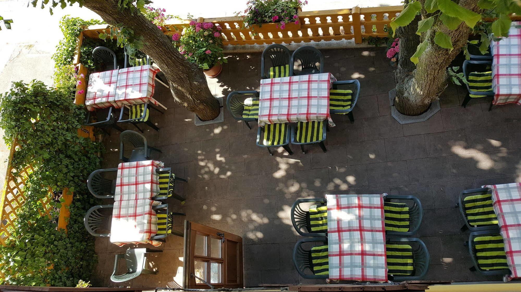 Hotel Gasthof Zum Schwan Steinsfeld Dış mekan fotoğraf