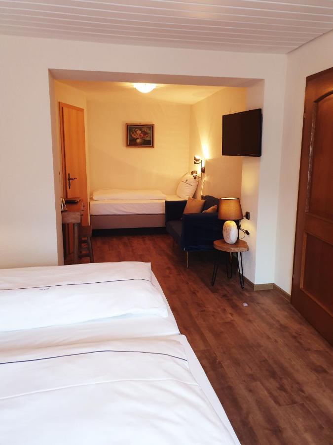 Hotel Gasthof Zum Schwan Steinsfeld Dış mekan fotoğraf
