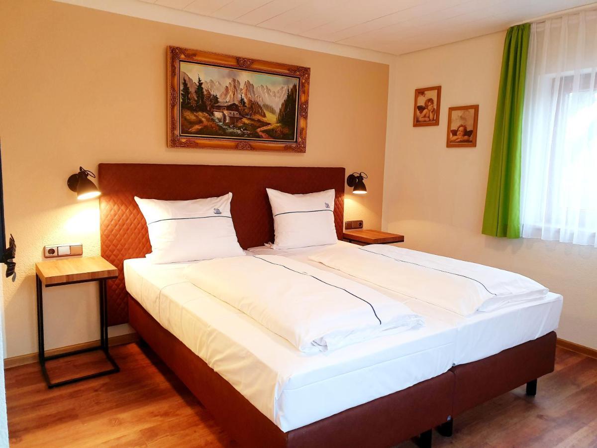 Hotel Gasthof Zum Schwan Steinsfeld Dış mekan fotoğraf