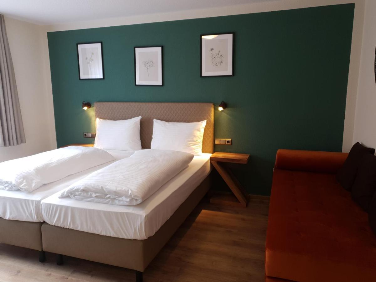 Hotel Gasthof Zum Schwan Steinsfeld Dış mekan fotoğraf