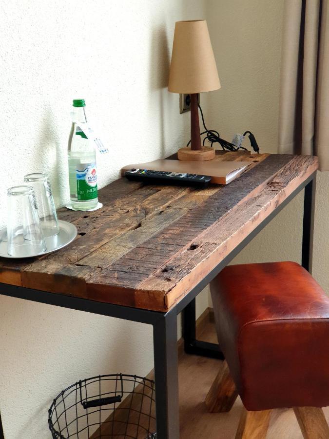Hotel Gasthof Zum Schwan Steinsfeld Dış mekan fotoğraf