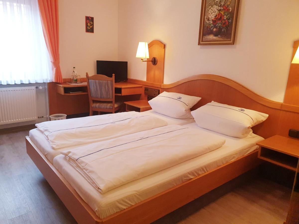 Hotel Gasthof Zum Schwan Steinsfeld Dış mekan fotoğraf