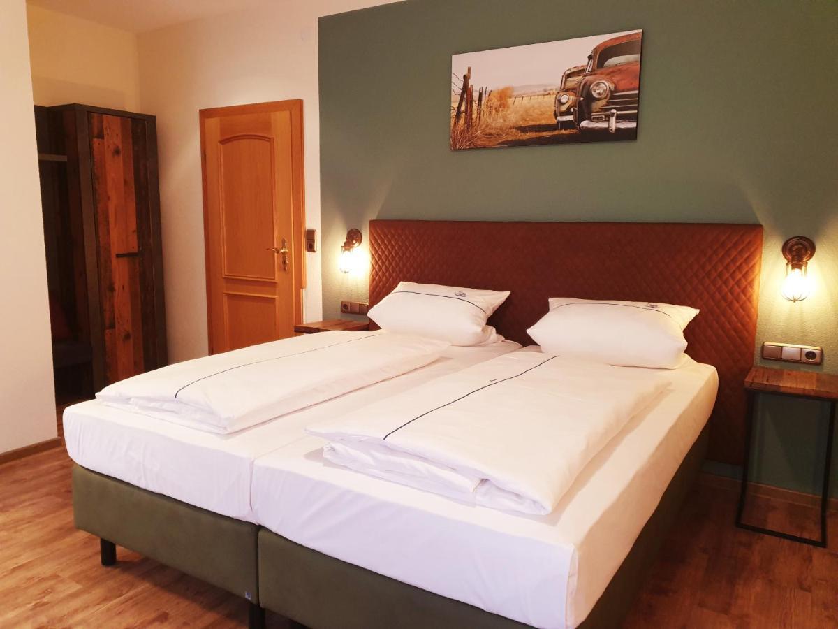 Hotel Gasthof Zum Schwan Steinsfeld Dış mekan fotoğraf